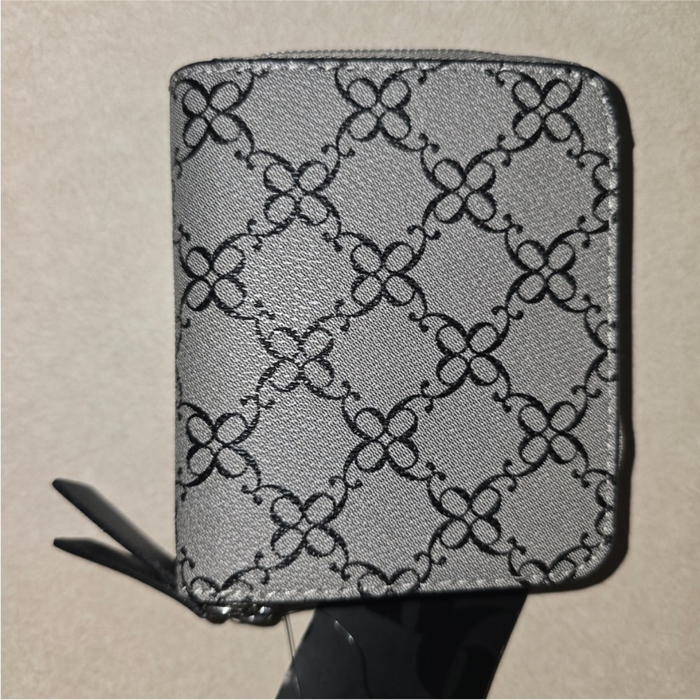 Nine West Black and Gray‎ Wallet, Brand New with Tags!